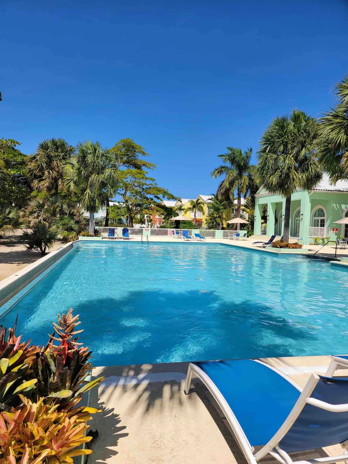 Negril Jamaica
3 Bedroom Beachfront House
Pool