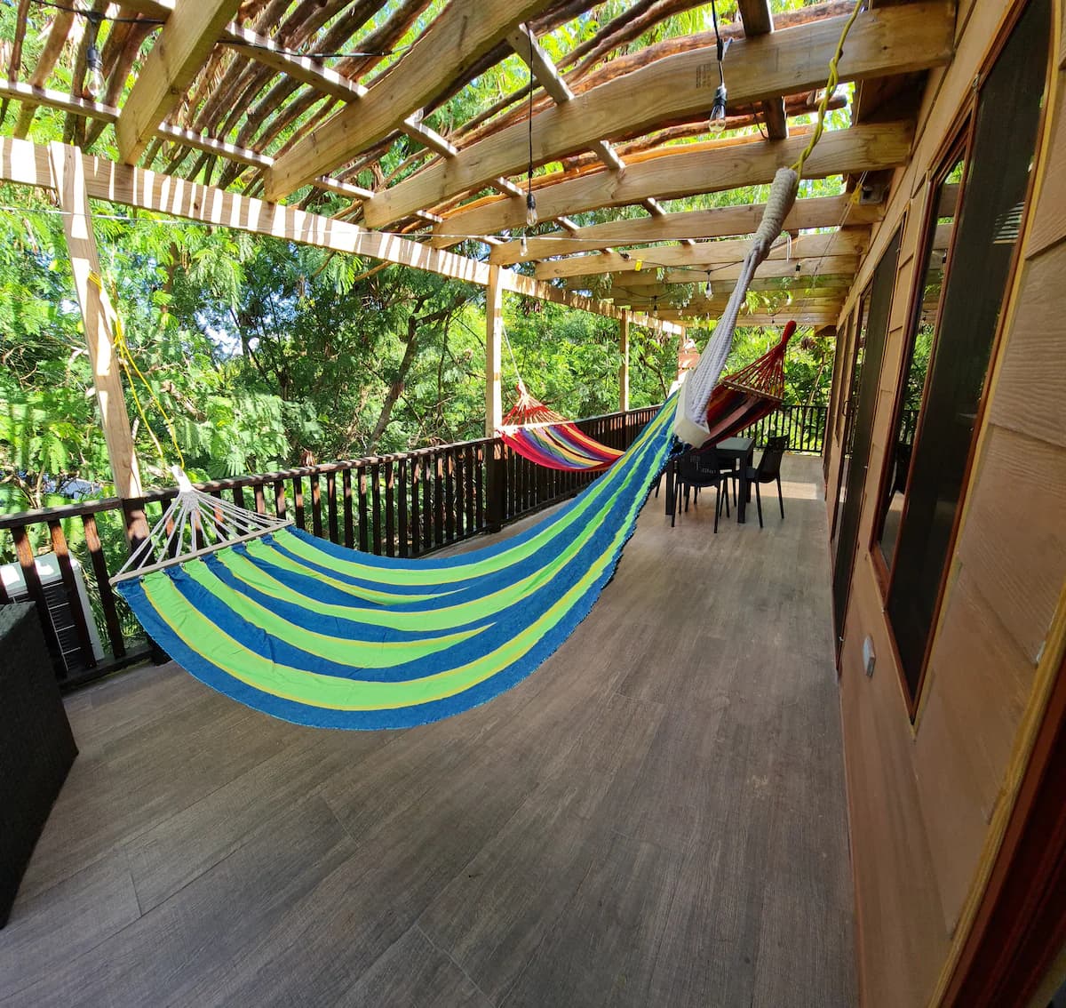 Ocean View 2 Br in Trees on the Cliffs, fast WIFI