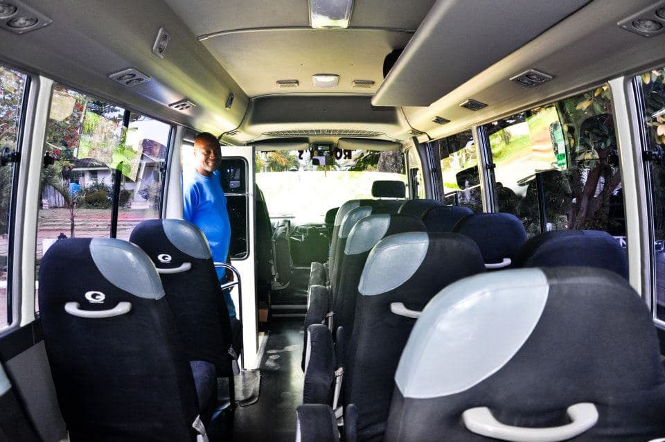 Seats over 21 persons comfortably