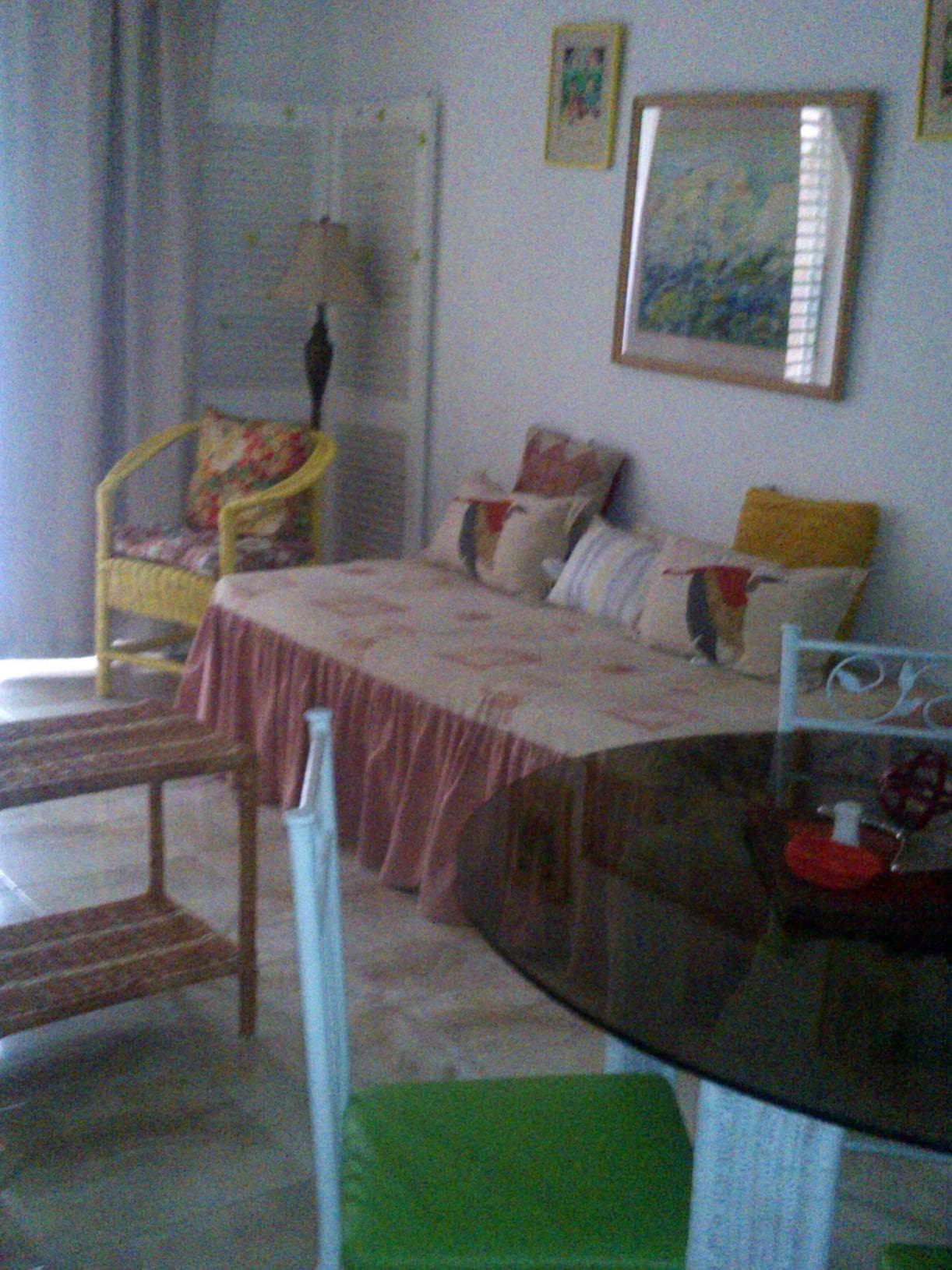 1 Bedroom living area with extra bed
