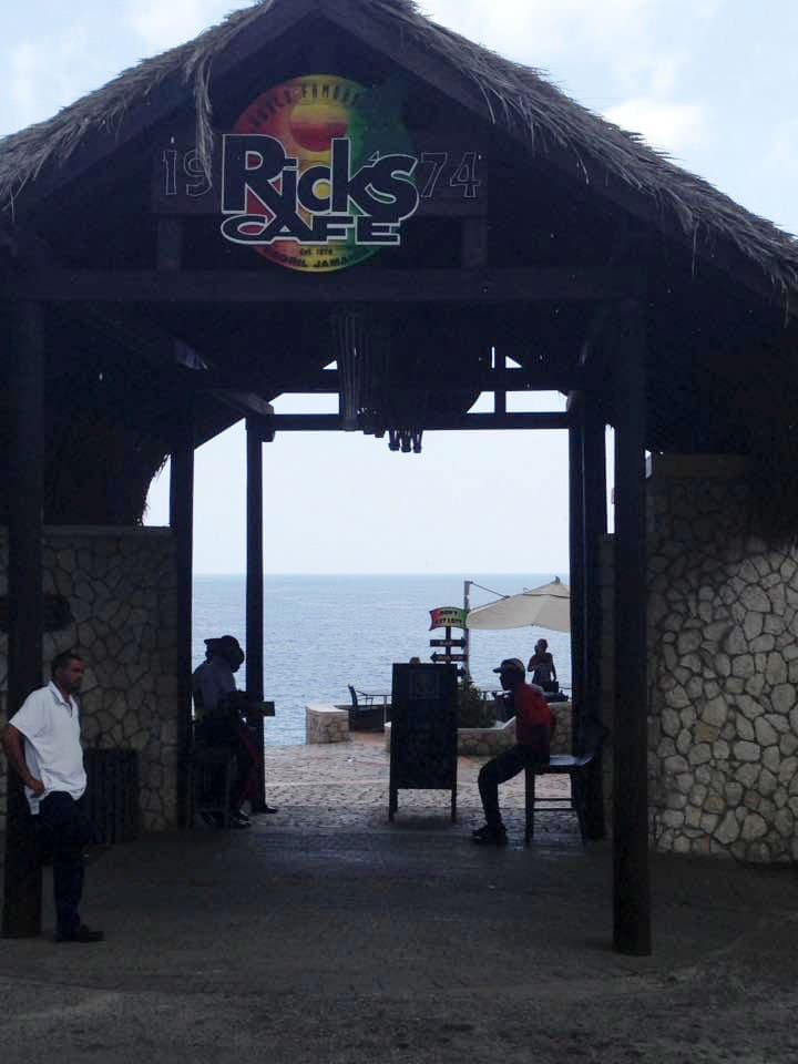 ricks-cafe-entrance