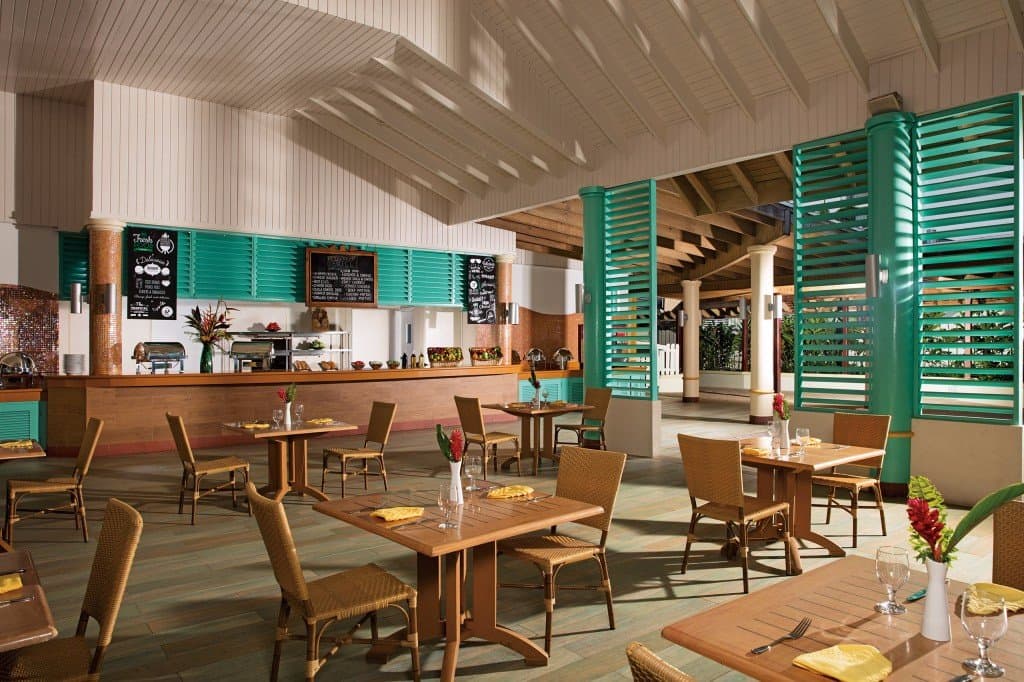 Barefoot Grill offers a wide variety of snacks and classic favorites served in casual ambiance