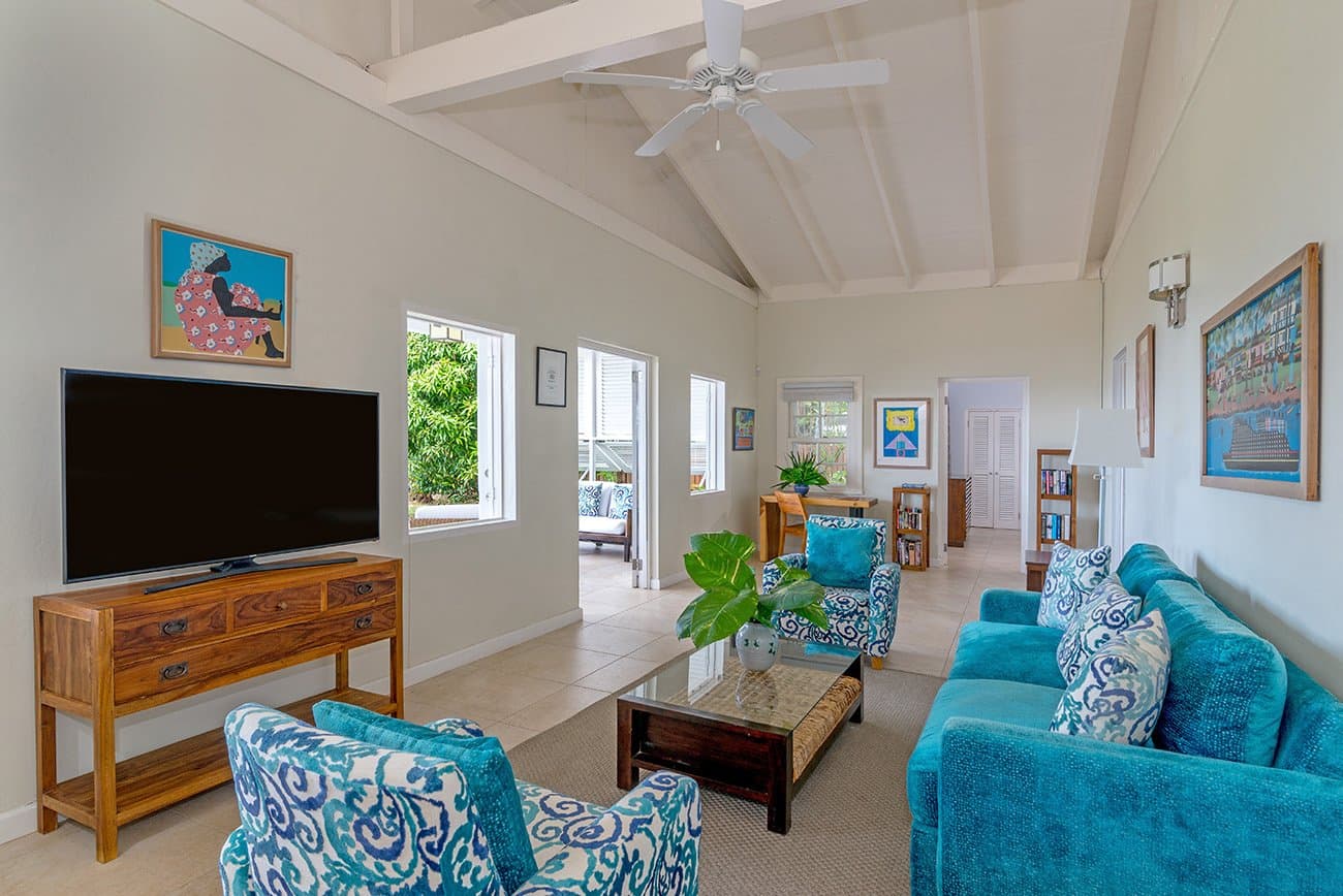 Wag Water Villa. 3 Bedrooms, 3 en suite, personal chef, personal butler, dedicated housekeeper.