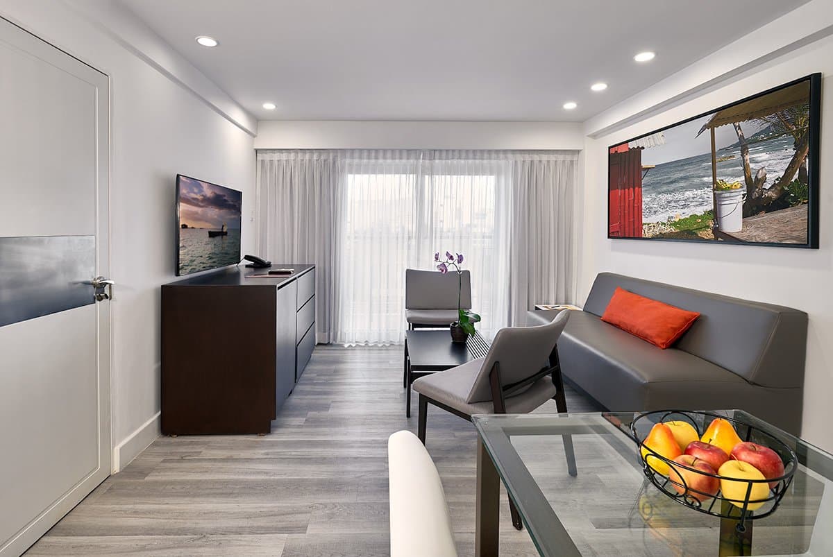 R Hotel Kingston at TripAdvisor