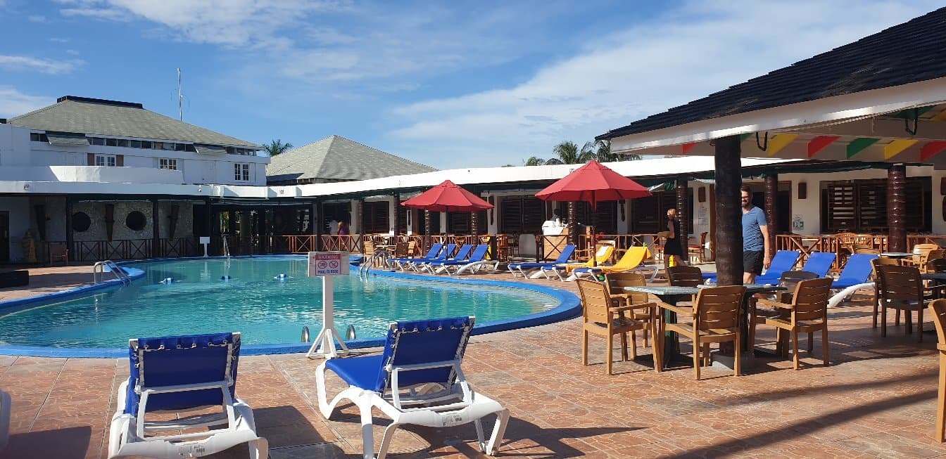 Grand Muthu Runaway Bay at TripAdvisor