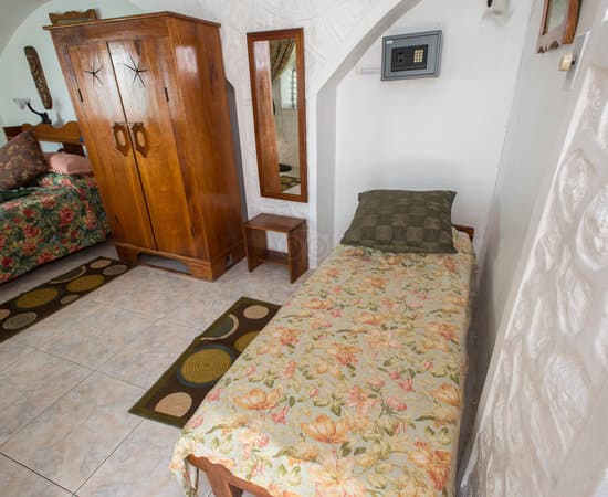 The Seafront Deluxe Room at the Blue Cave Castle