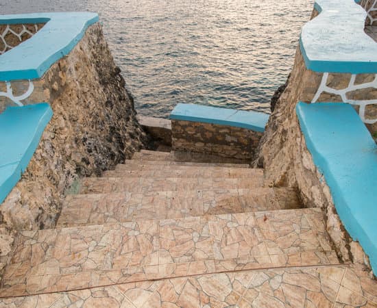 Grounds at the Blue Cave Castle