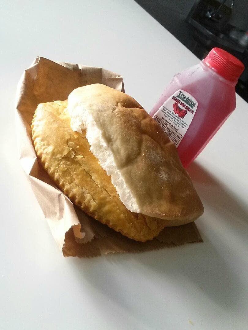 Pattie & Coco Bread & Juice