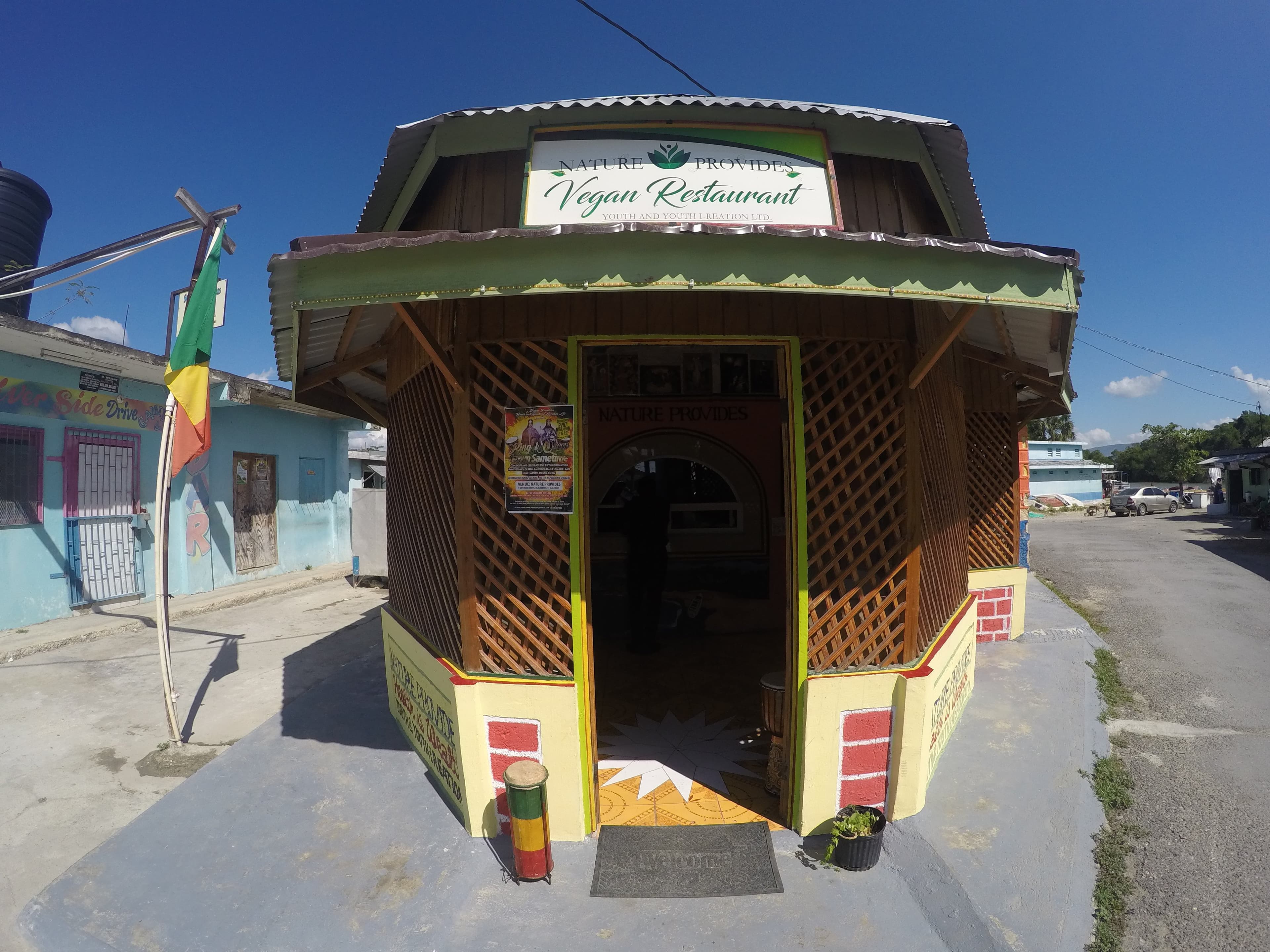 Entrada del lugar.