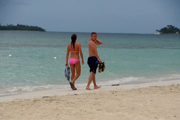Ocho Rios Shore Excursion Bamboo Blu Beach and Shopping Tour